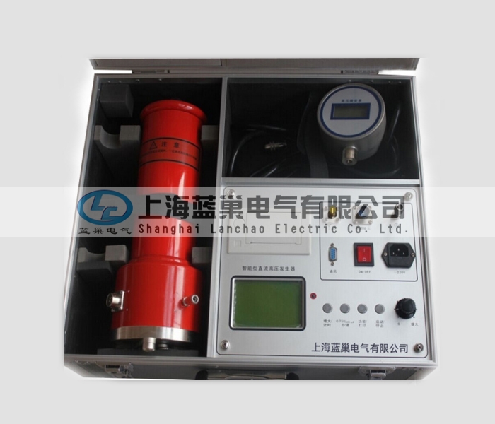 ZGF-120KV/2mA大屏智能直流高壓發(fā)生器。應(yīng)用AIPWM技術(shù)，對PWM技術(shù)的不準(zhǔn)確線性度進(jìn)行了調(diào)整，使儀器精度得到了大幅度提高。并采用AI技術(shù)設(shè)定過壓保護(hù)和過流保護(hù)取代了數(shù)字撥盤開關(guān)只能設(shè)定電壓值